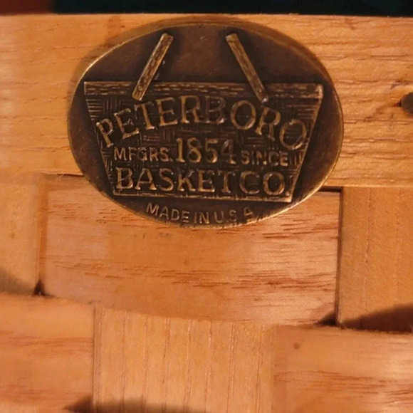 Peterboro Basket Co, Leather Handles Vintage Medium Round 8 in. . - Picture 4 of 7